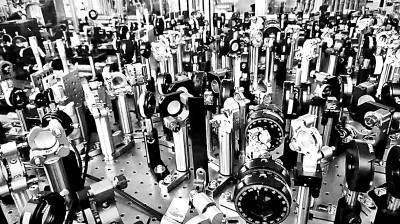 量子計(jì)算原型機(jī)“九章三號(hào)”實(shí)驗(yàn)裝置示意圖（部分）。圖片由中國(guó)科學(xué)技術(shù)大學(xué)提供