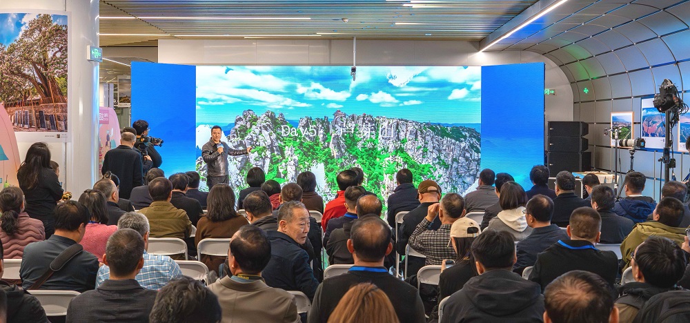 活動(dòng)現(xiàn)場(chǎng)，文旅星推官推介忻州。